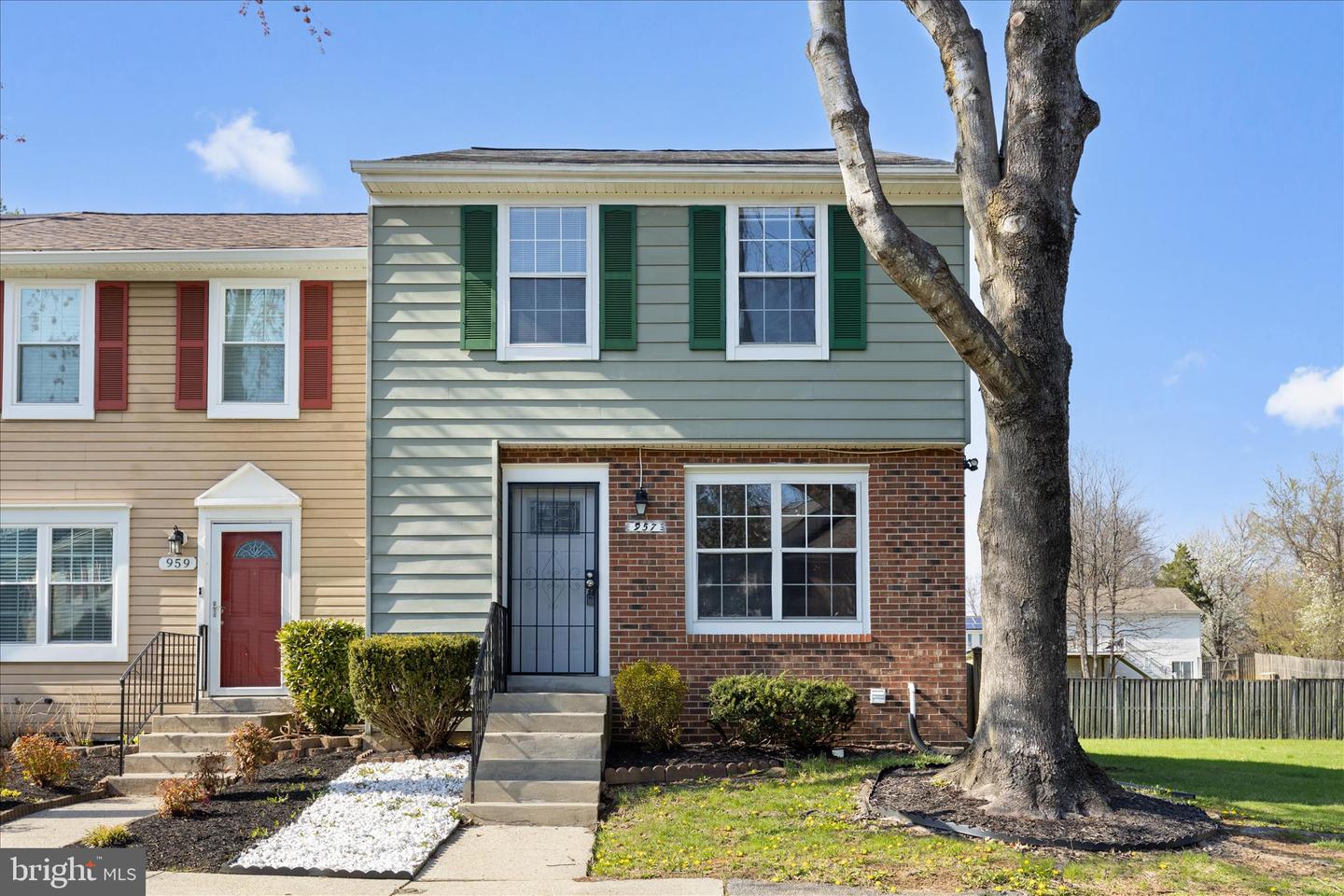 957 Saint Michaels Drive, Bowie
