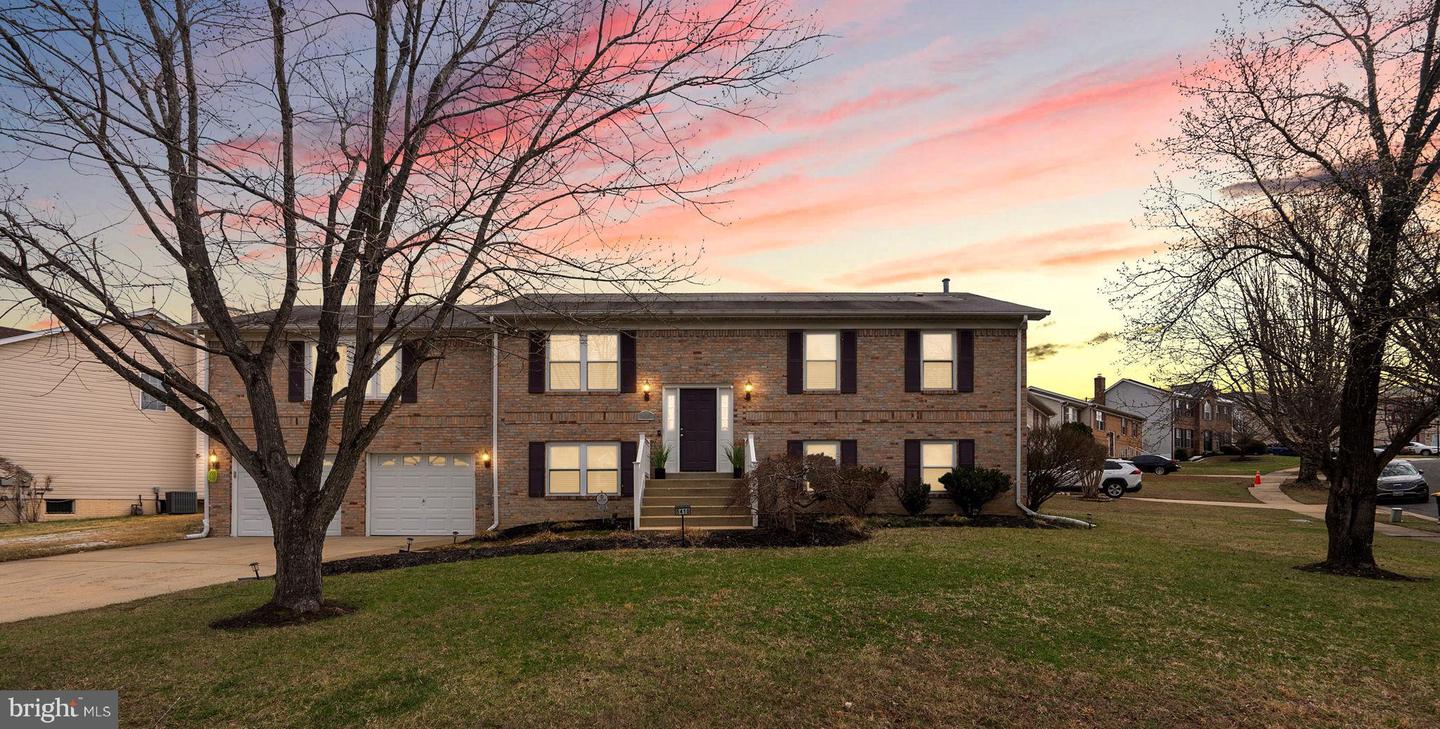 5410 Tinkers Creek Place, Clinton