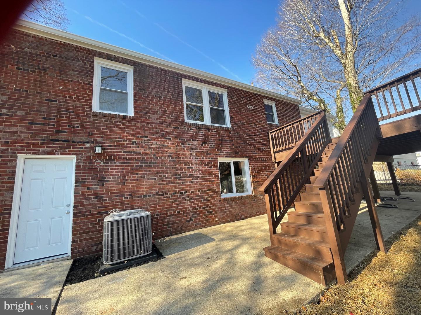 6107 Buckler Road