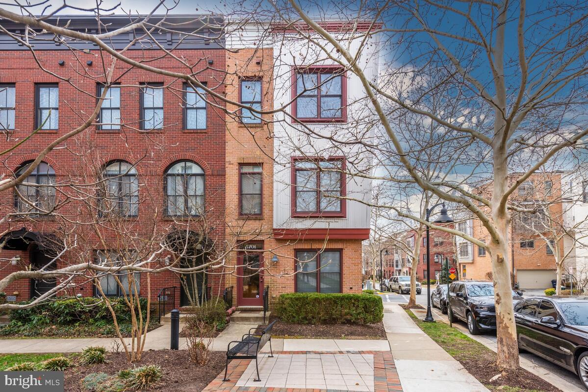 5701 44th Avenue, Hyattsville