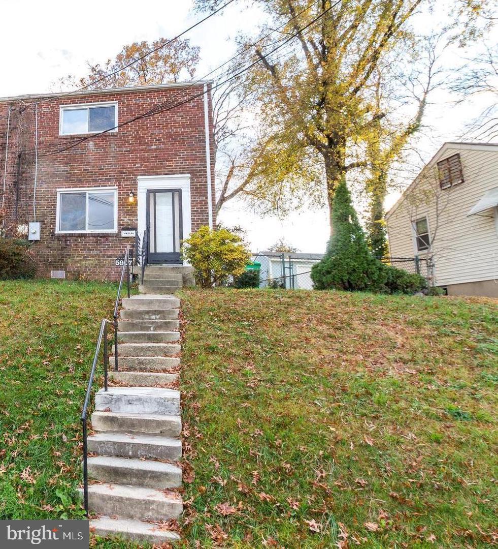 5907 Longfellow Street, Riverdale