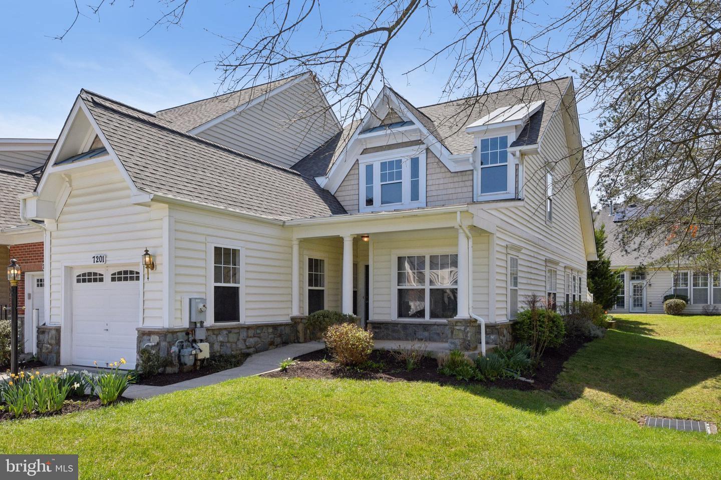 7201 Paperbark Terrace, Laurel