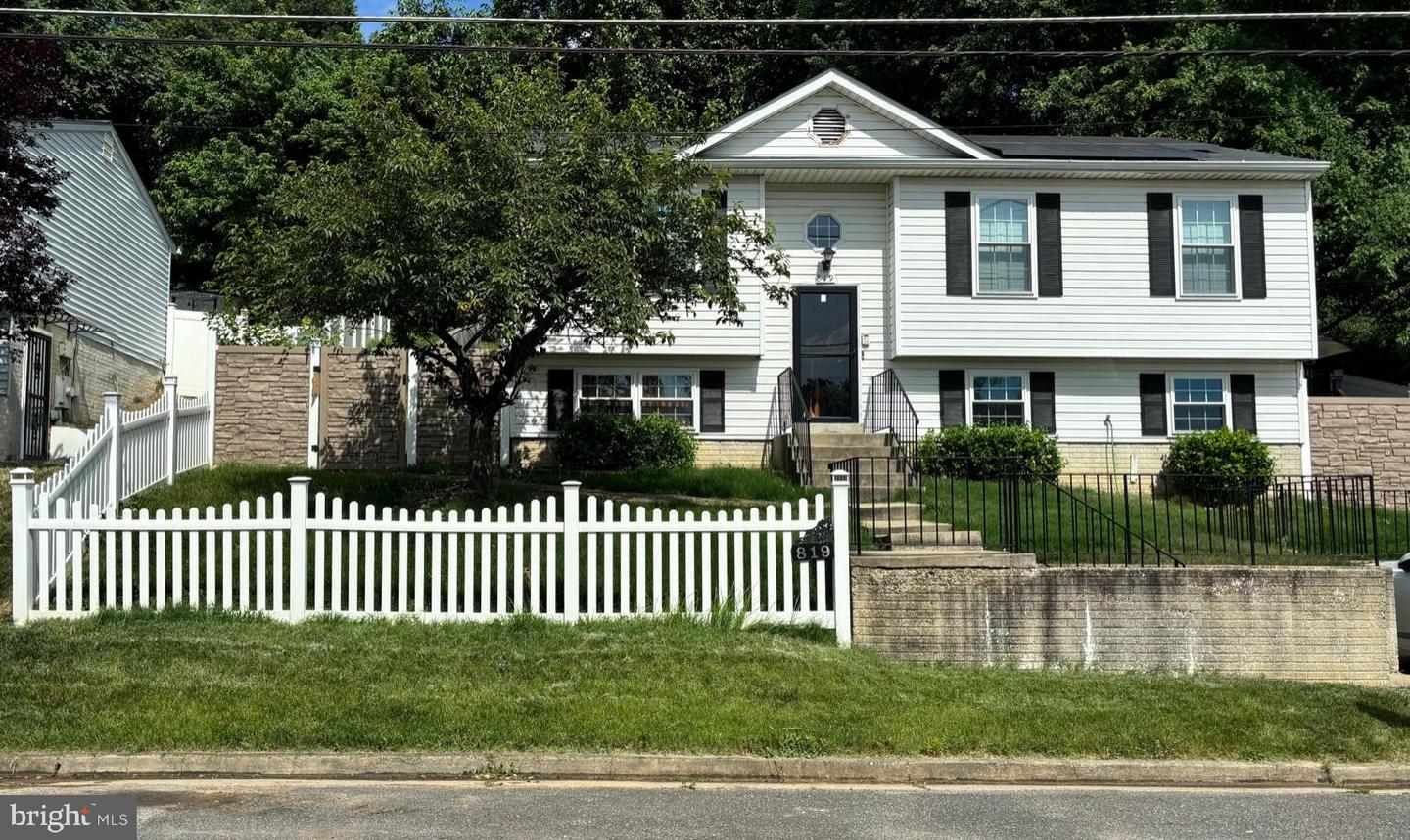 819 Balsamtree Drive
