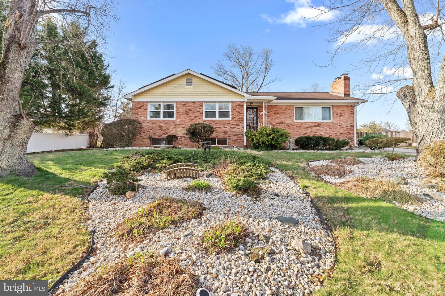 6805 Pamela Lane, Clinton