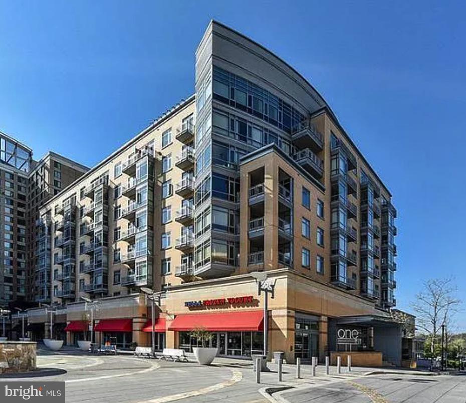 6506 America Boulevard #816