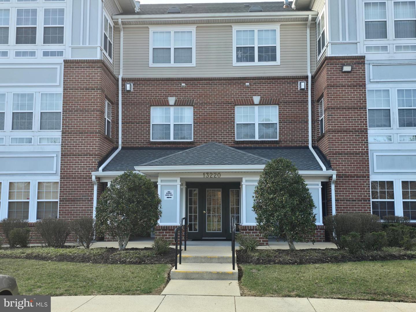 13220 Fox Bow Dr # 307