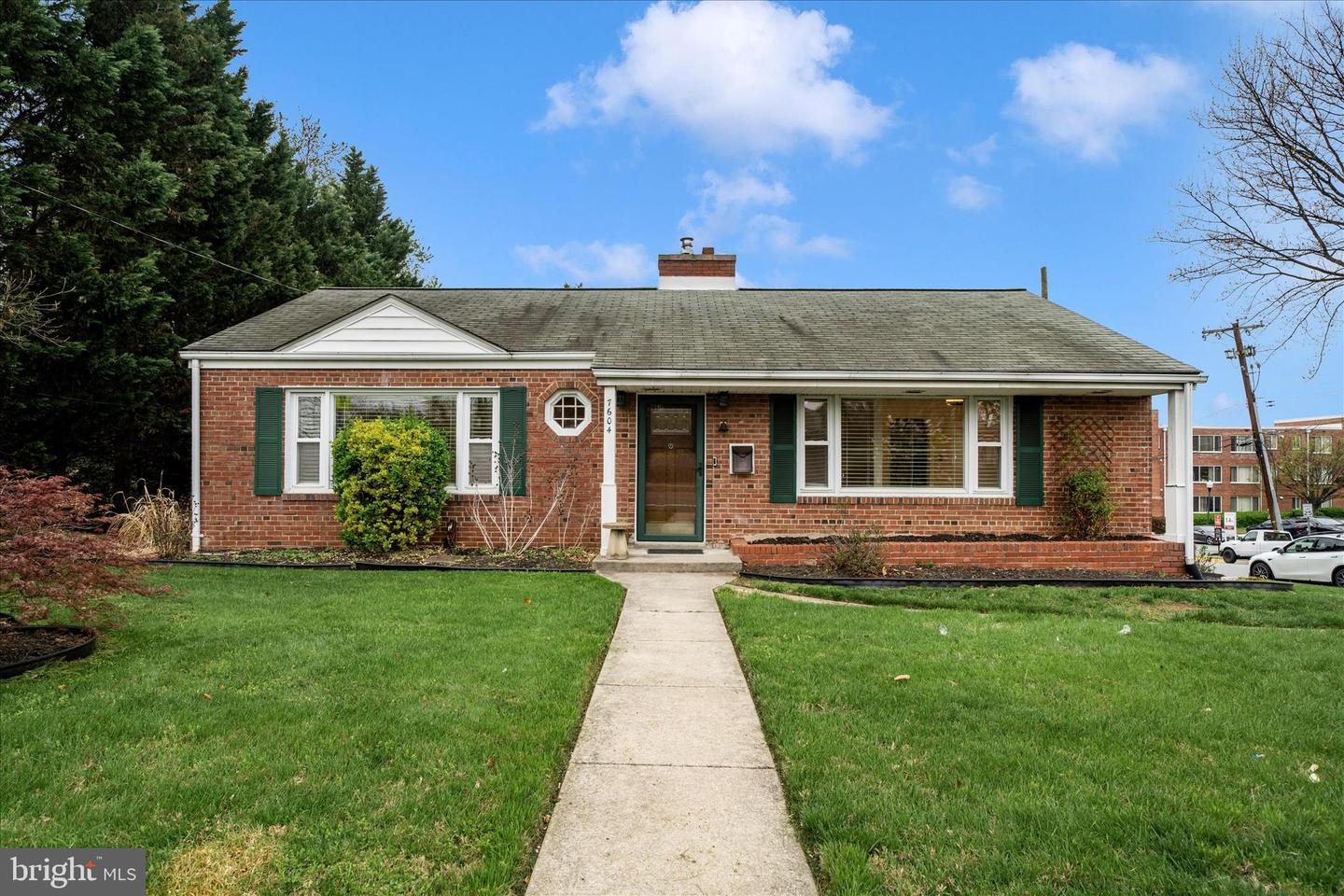7604 Adelphi Road, Hyattsville