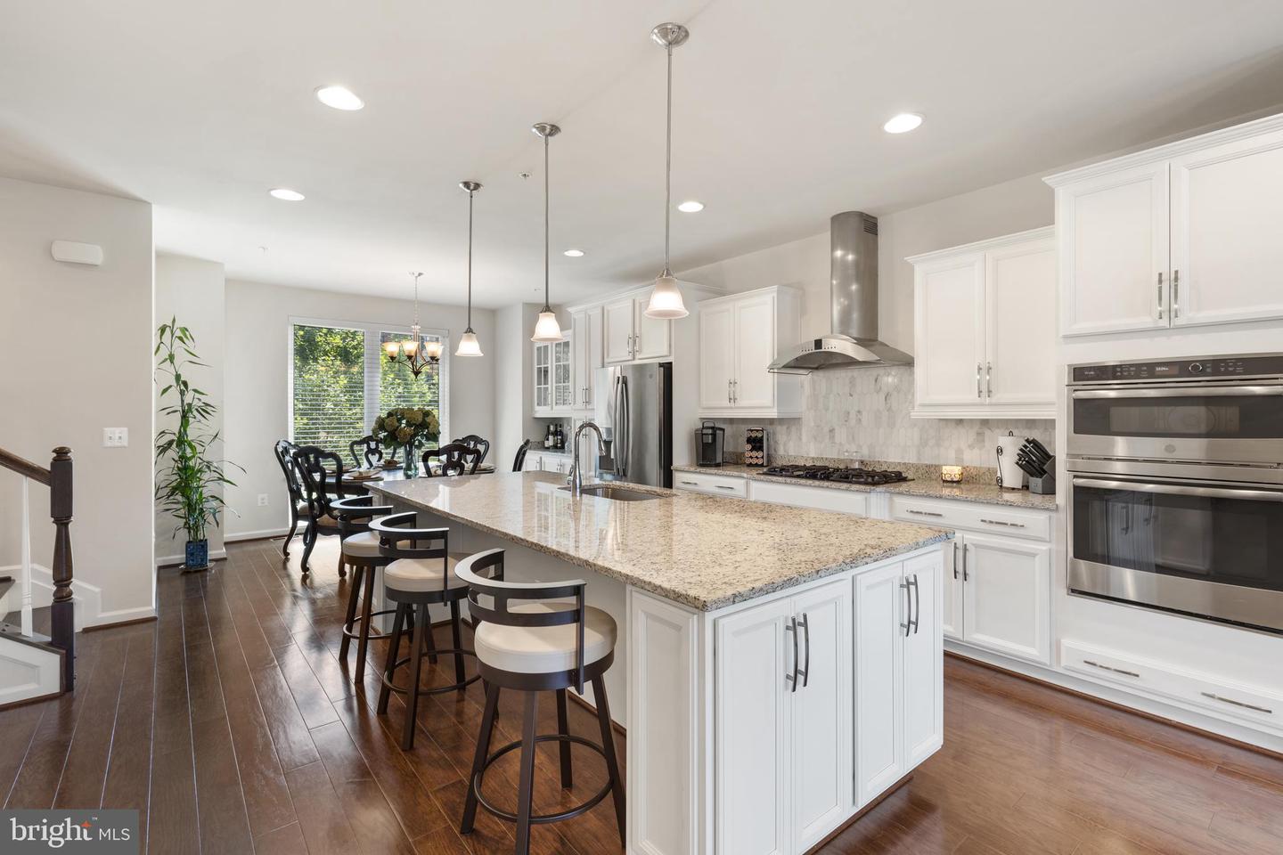 510 Harborview Drive