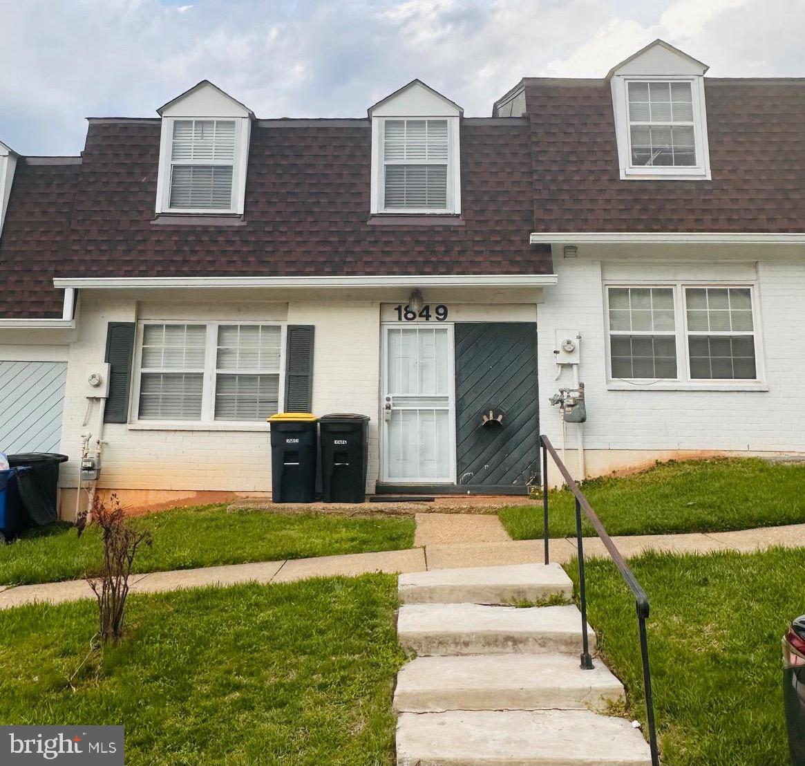 1849 Village Green Drive, Hyattsville