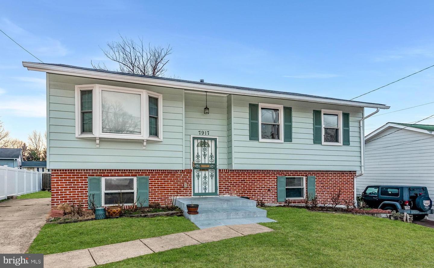 7917 Grant Dr, Glenarden
