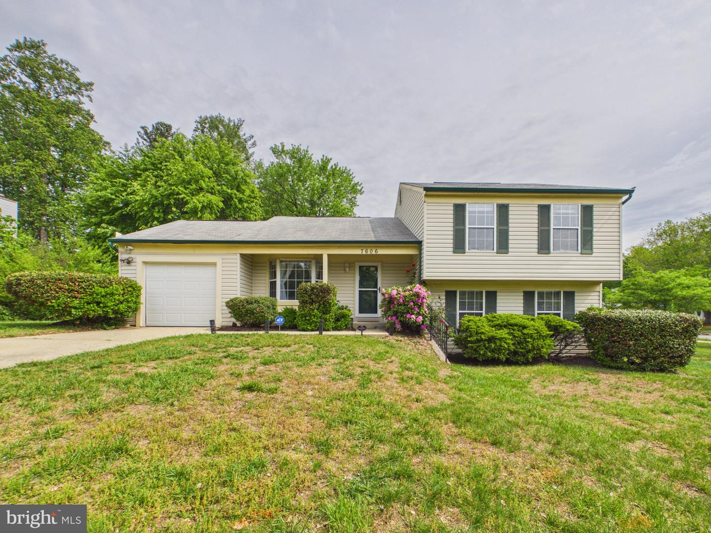 7606 Huntsman Court, Clinton