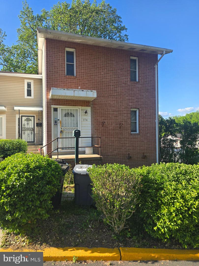 174 Daimler Drive #54, Capitol Heights