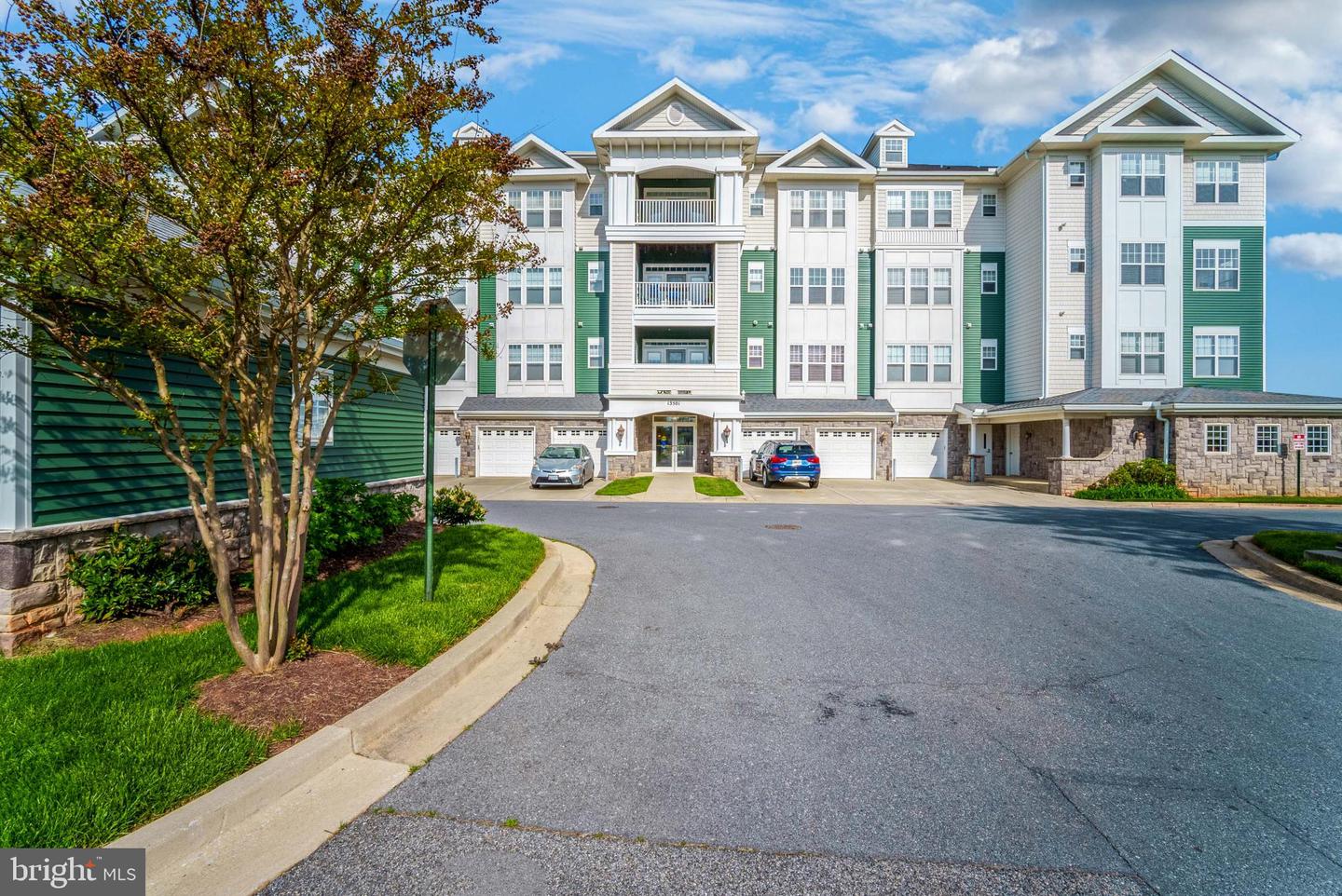 13501 Belle Chasse Boulevard #215