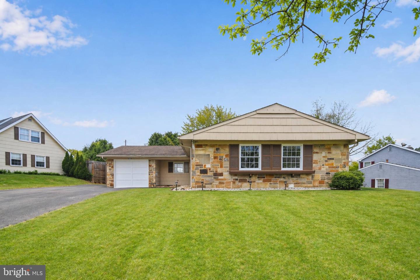 2717 Felter Lane, Bowie