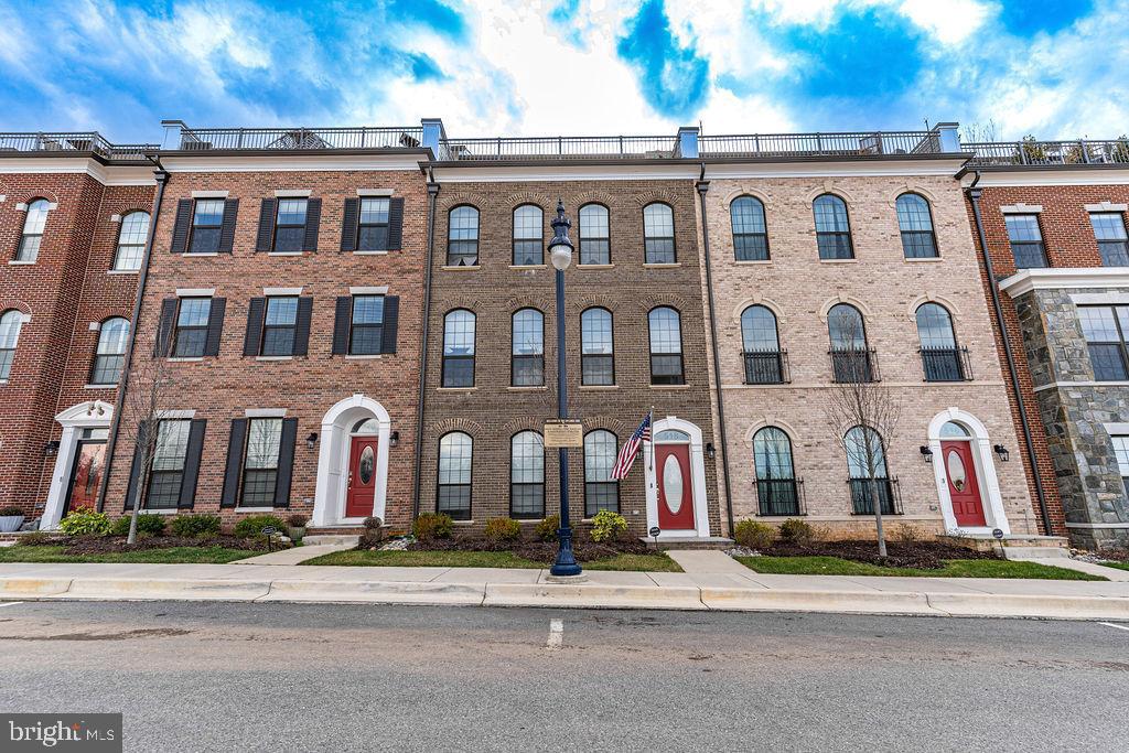 518 Triggerfish Drive