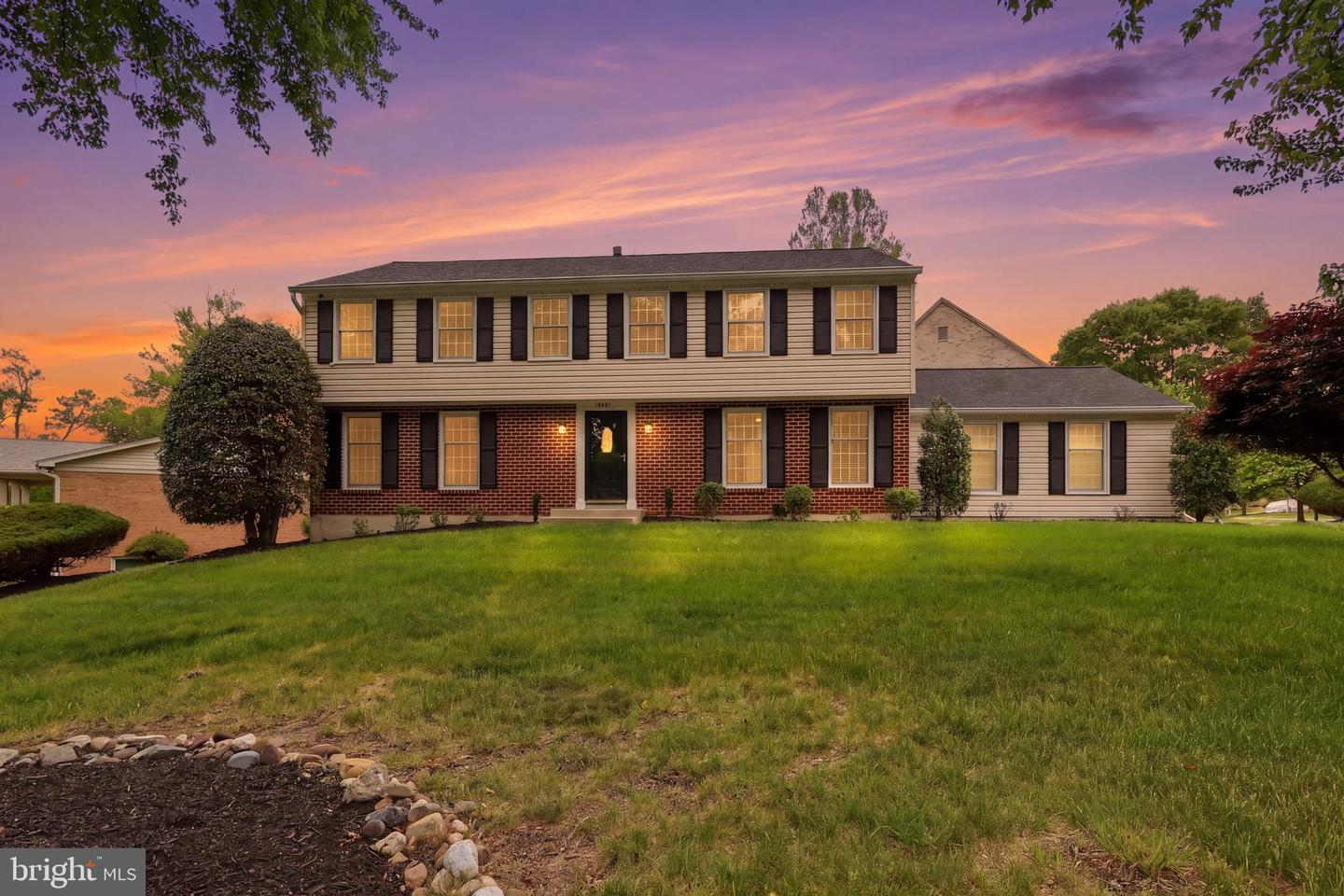 12821 Asbury Drive, Fort Washington
