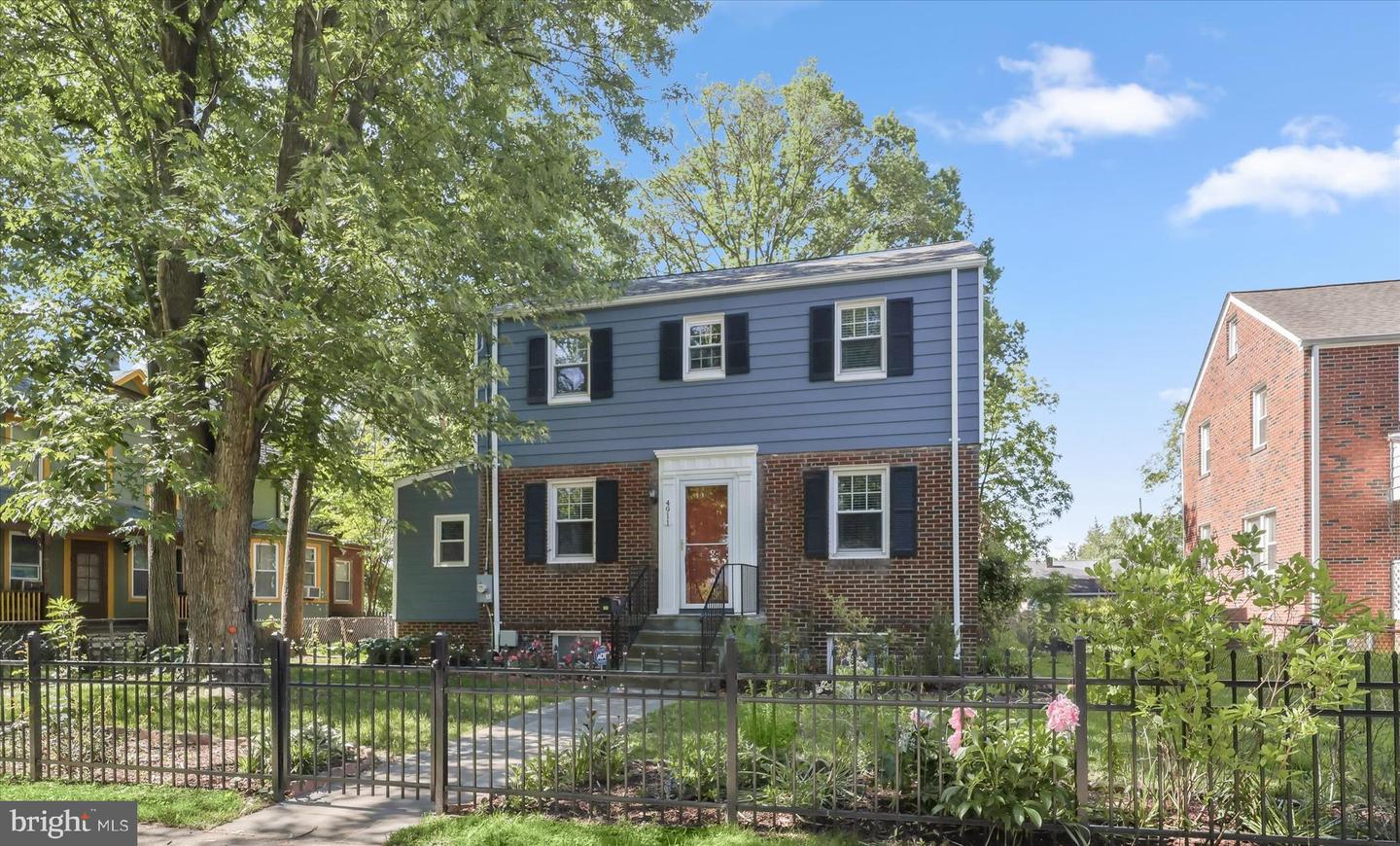 4911 Ravenswood Road, Riverdale