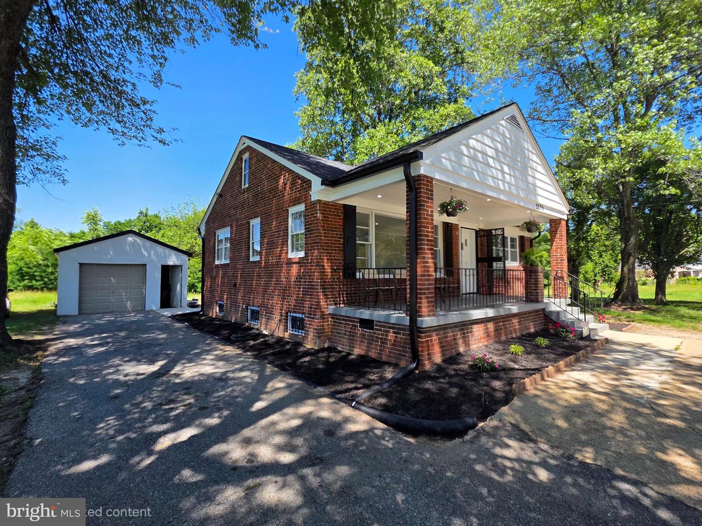 2206 Brinkley Road