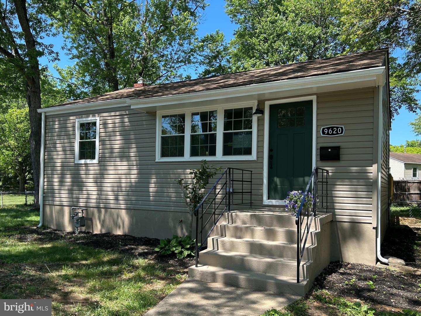 9620 52nd Avenue, College Park