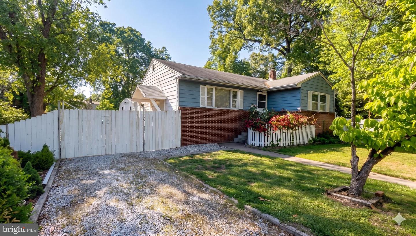 9506 50th Avenue, College Park