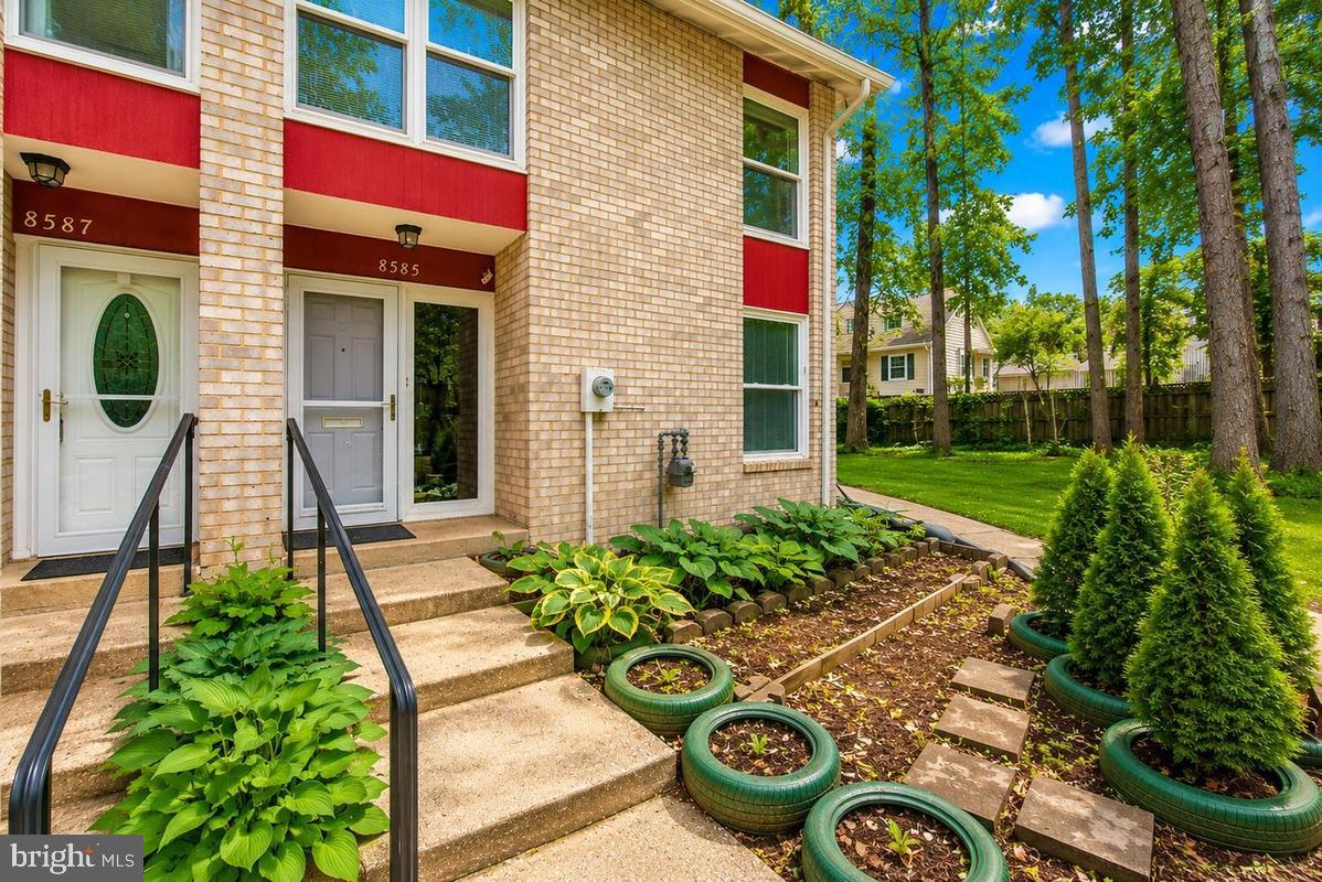 8585 Seasons Way # 7B