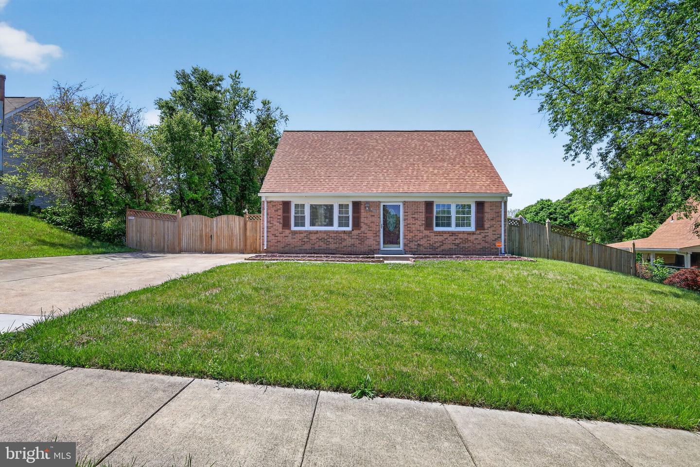 10003 Dakin Court, Cheltenham