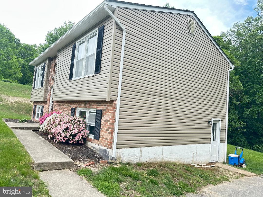 9124 Croom Road
