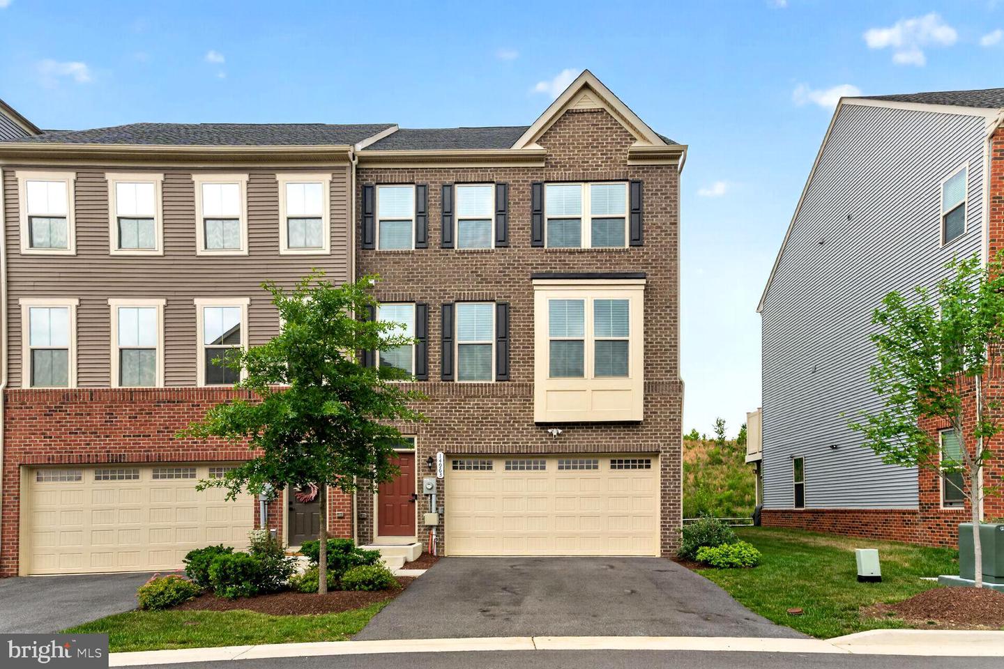 14963 Ring House Road #d