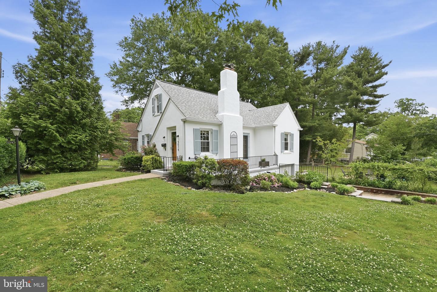 5014 Hollywood Road, College Park