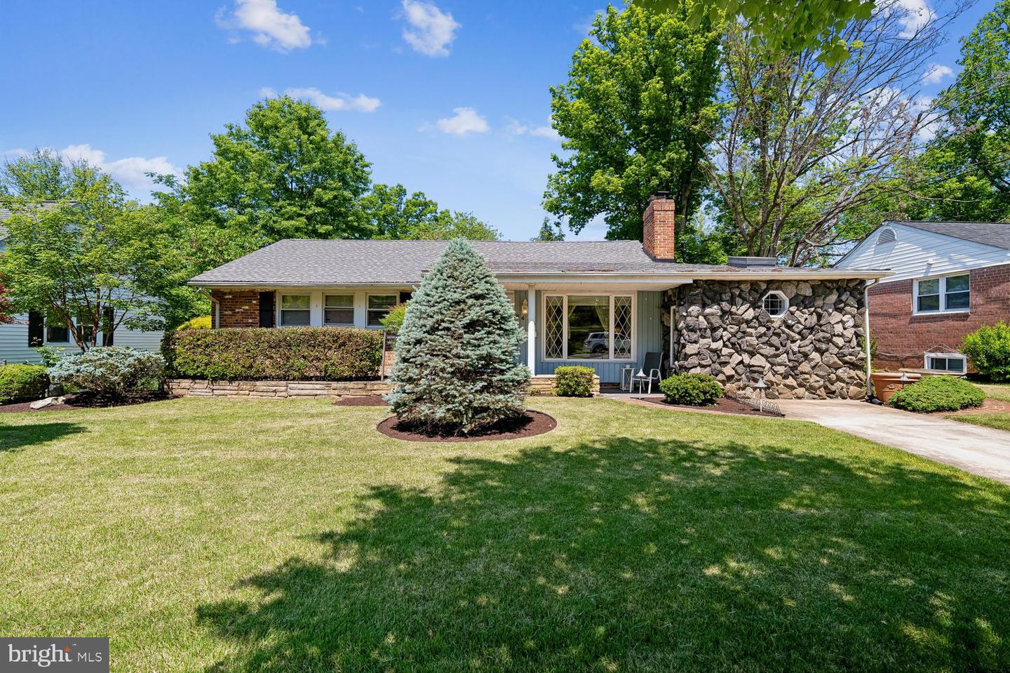 8410 Ravenswood Road, New Carrollton
