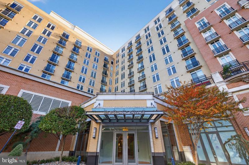 155 Potomac Passage #327