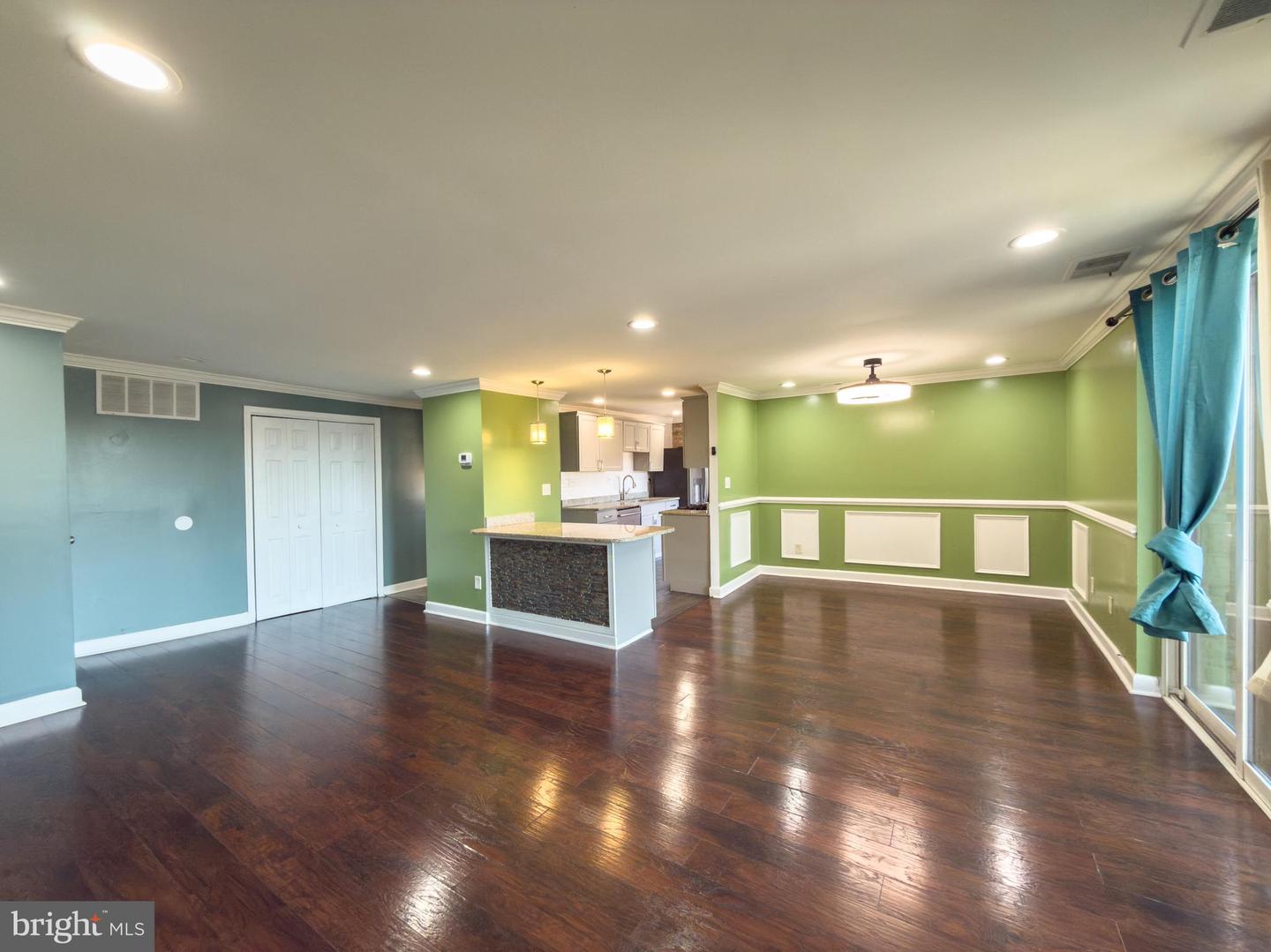 3327 Huntley Square Drive #b