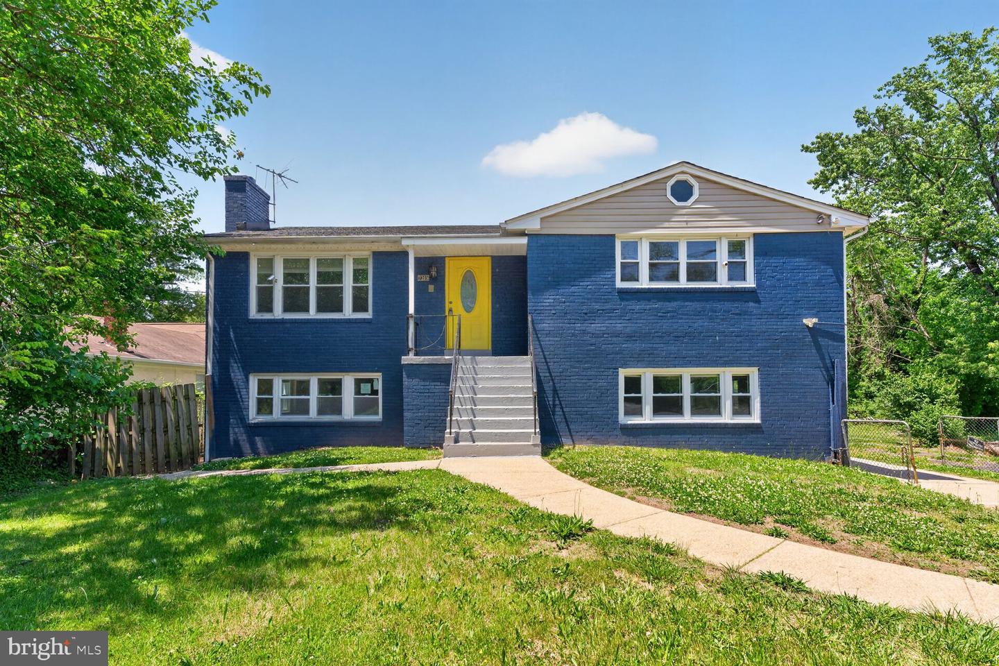 7205 Livingston Road