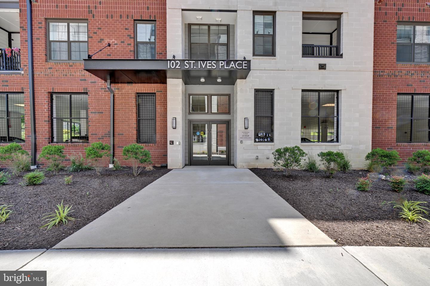 102 Saint Ives Place #401