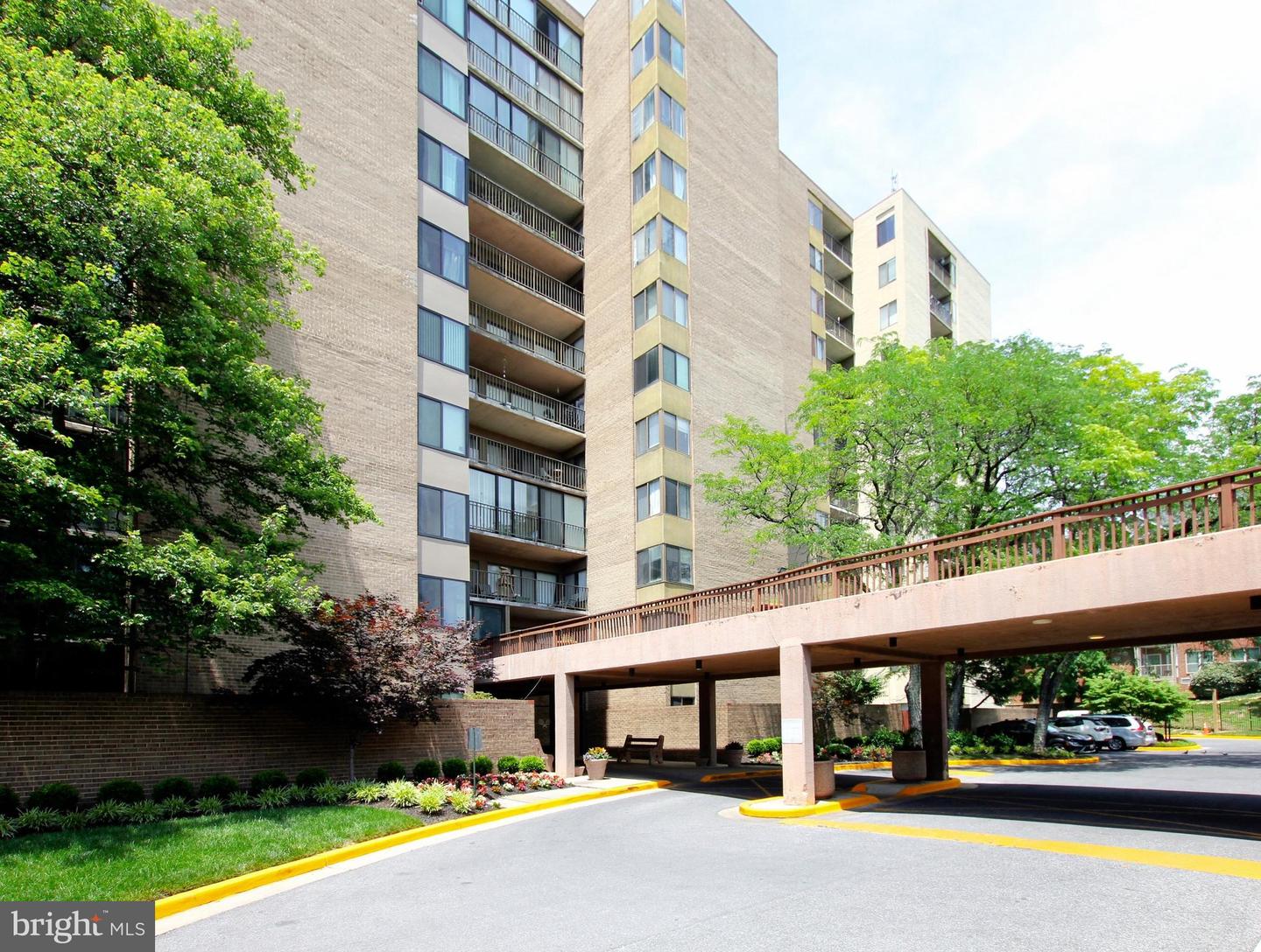 9200 Edwards Way #212