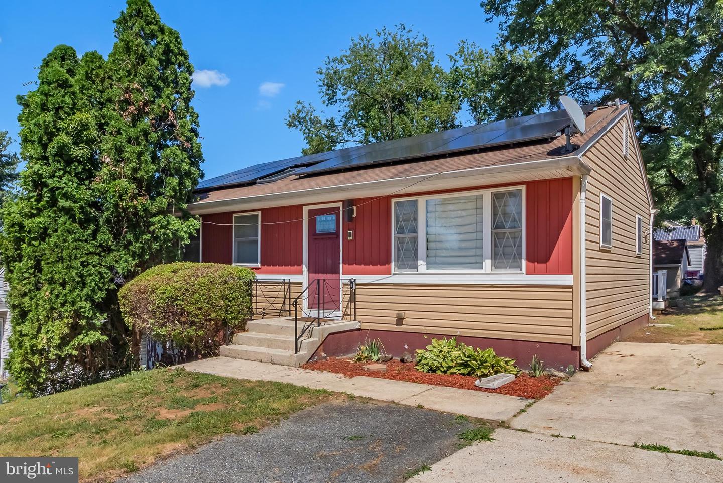 1114 Hybrid Avenue, Capitol Heights