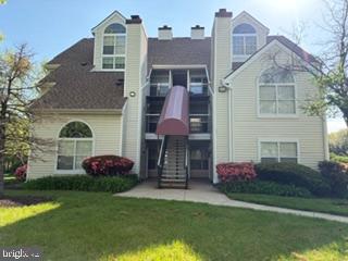 1013 Summerglenn Court #7-203