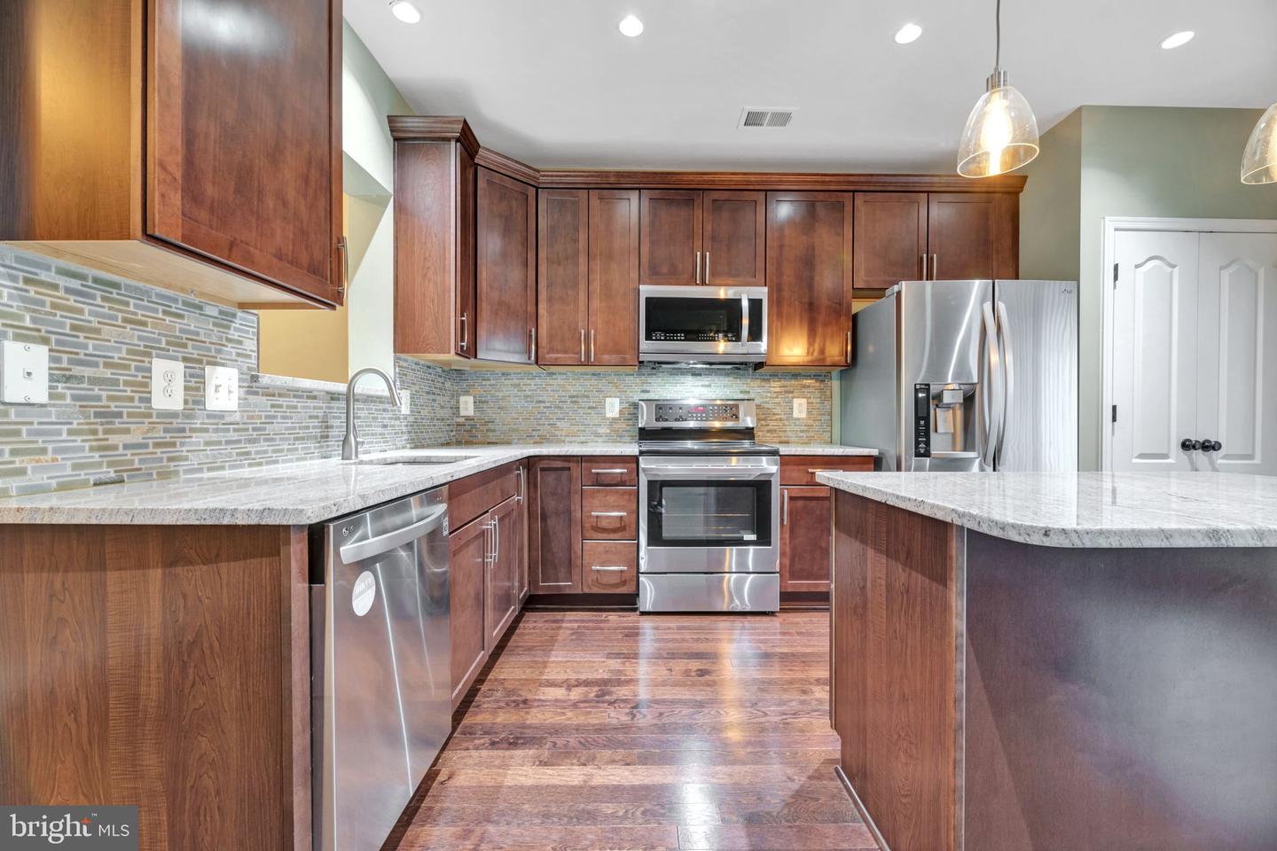 5502 Capital Gateway Drive #418
