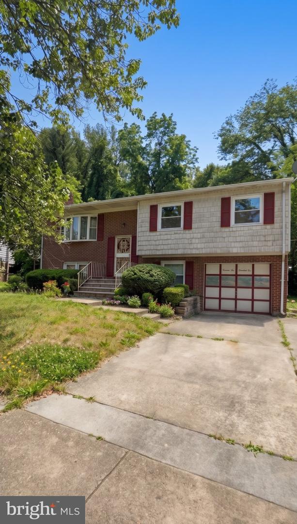 16605 Village Drive W