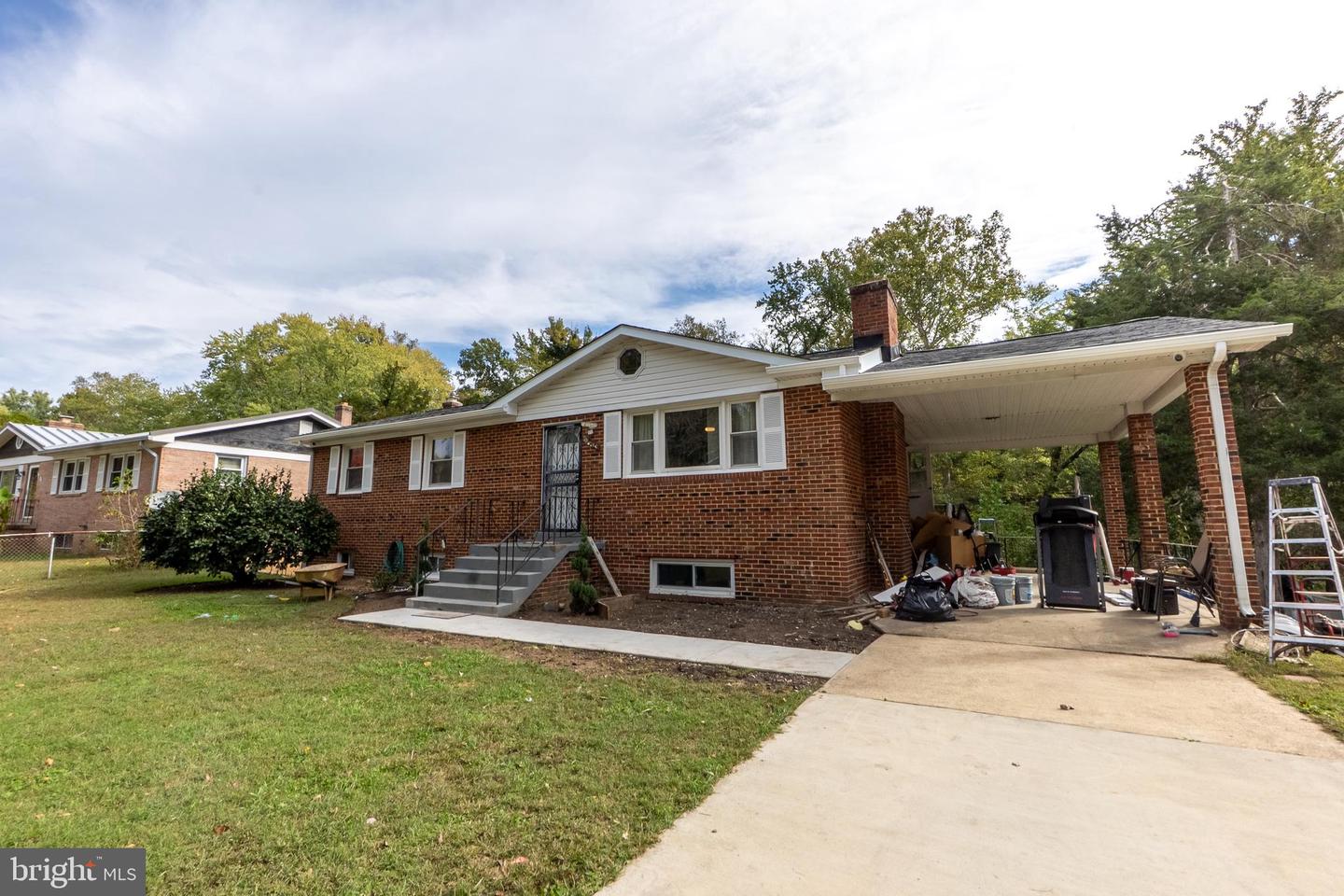 6911 Groveton Drive