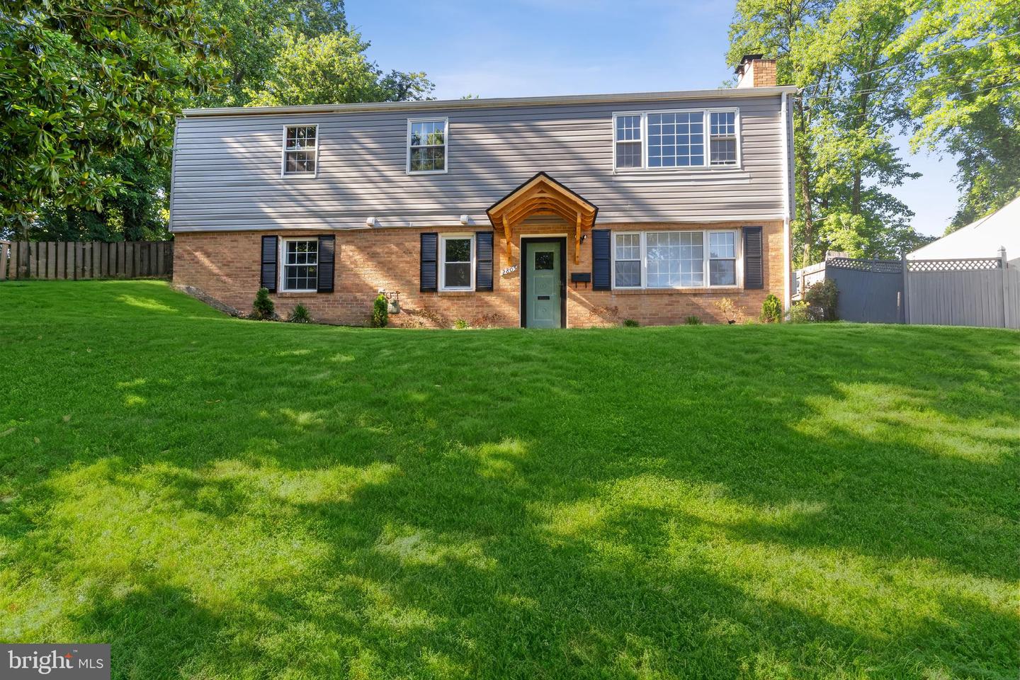 2805 Hillcrest Parkway