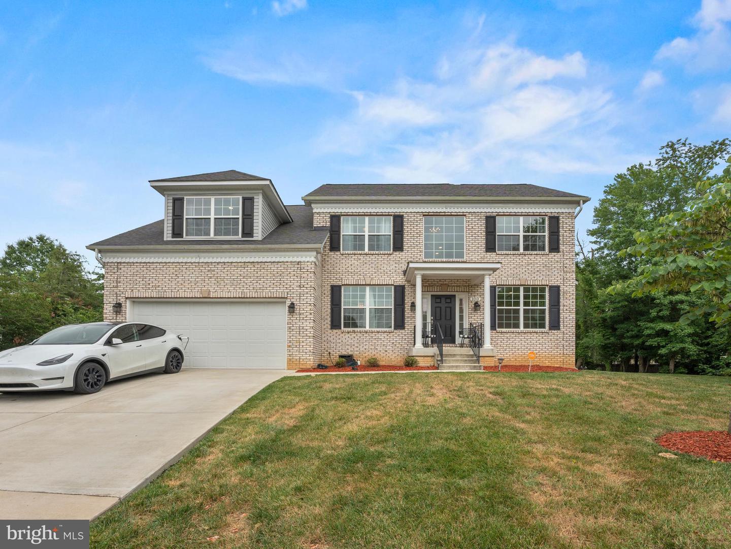 100 Inverness Lane