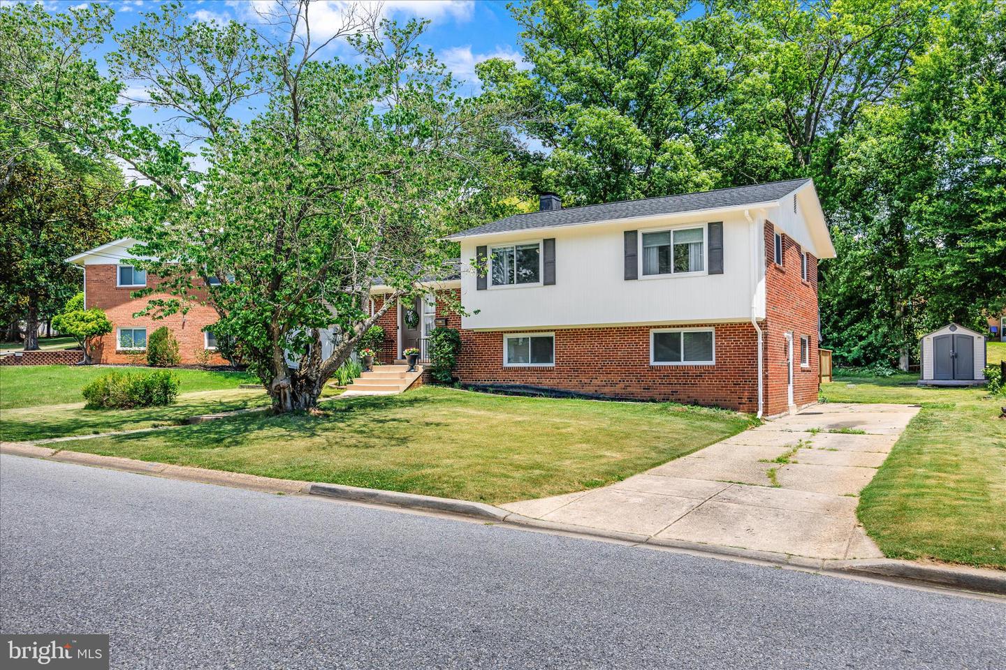 7409 Wellesley Drive