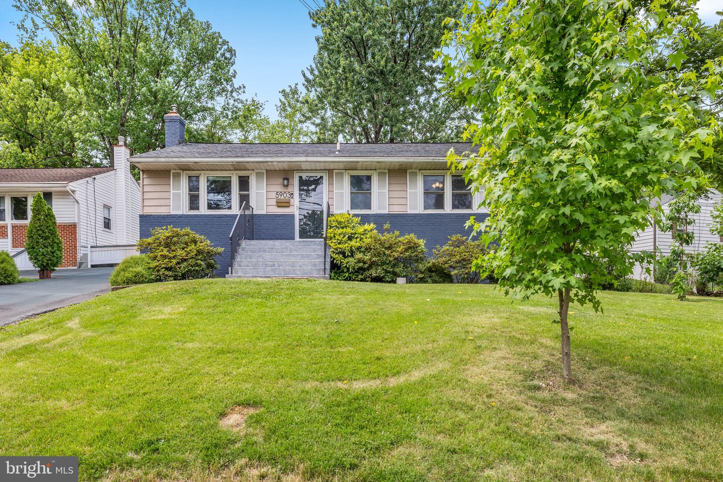 5903 Berwyn