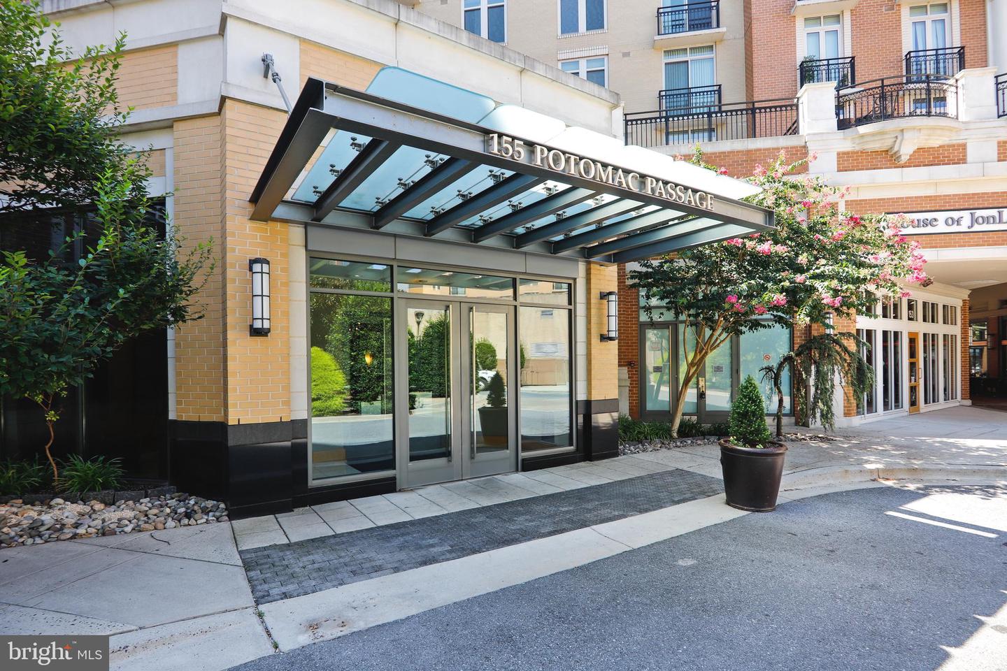 155 Potomac Psge #520