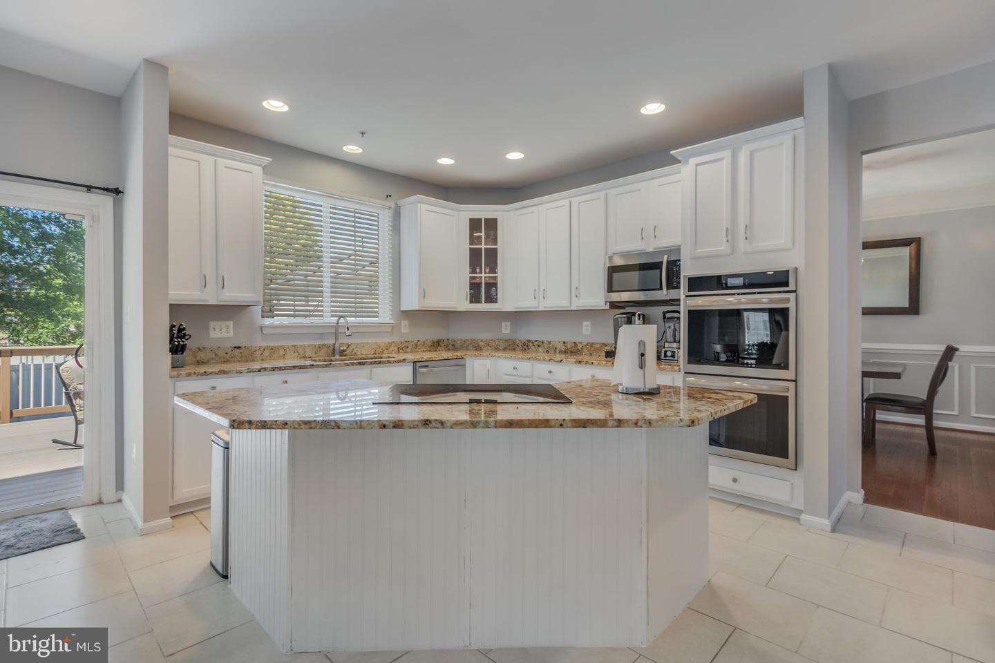 10012 River Walk Terrace