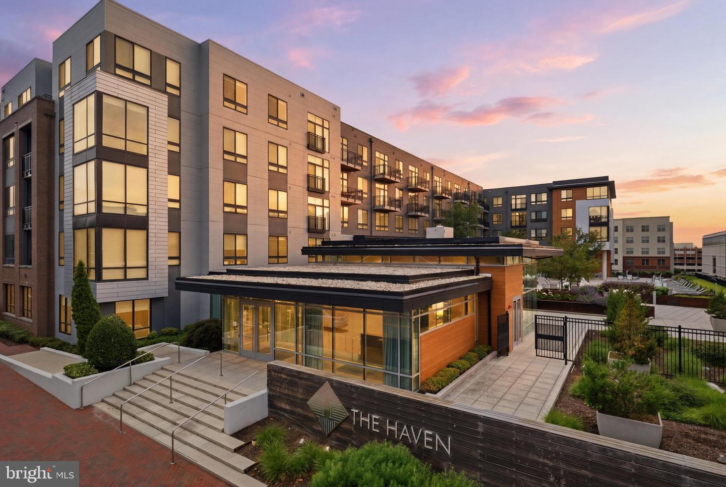 145 Riverhaven Drive #550