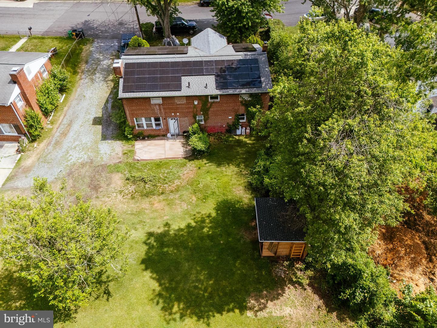 4413 Lakeview Drive