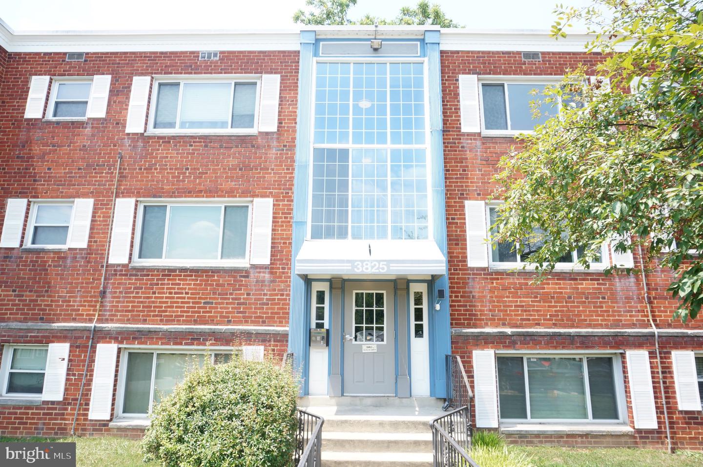 3825 Hamilton Street #c-302