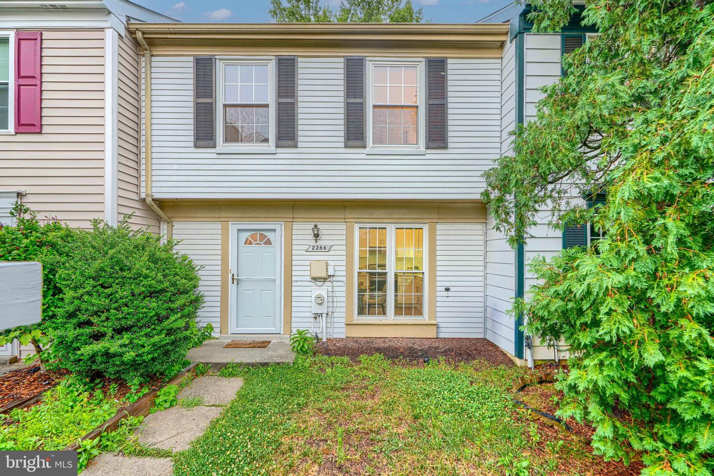 2266 Prince Of Wales Court